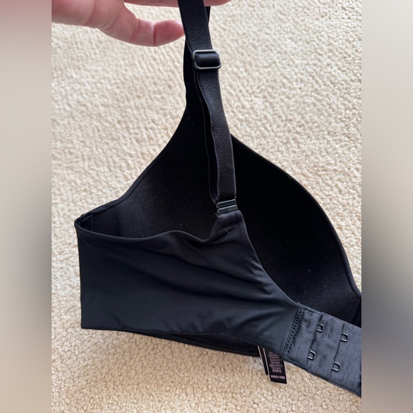 Victoria Secret lightly lined bra wireless 36DD EUC!!! - Picture 6 of 7